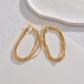 Mehrlagige geflochtene Kettentropfen-Ohrringe mit 18 Karat Vergoldung im Minimal-Stil - Gold