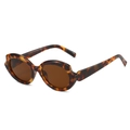 Retro thick-frame tortoise shell sunglasses with futuristic wavy edges and brown lenses - Leopard Frame Brown Lens