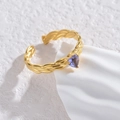 Verstelbare gouden gedraaide ring met paarse hartvormige zirkoon in luxe design - Donkerpaarse Hart Zirkoon Ring