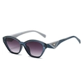 Occhiali da sole cat eye blu con lenti sfumate viola e dettaglio triangolo argento - Regolare / Montatura Blu Doppia Lente Grigia(HX003)