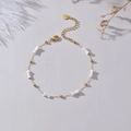 Elegantes 14K vergoldetes Edelstahl-Fußkettchen mit weißen Perlen und Federn-Deko - Gold mit weißen Röhrenperlen Fußkette