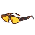 Trendsetting irregular oversized sunglasses with leopard print frame and yellow lenses - Regular / Leopard Frame Yellow Lens