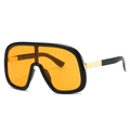 Lunettes de soleil shield surdimensionnées avec verres orange et monture noire chic - Monture Noire Verres Oranges