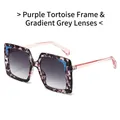 Occhiali da sole quadrati oversize con montura rosa floreale e lenti sfumate grigie - Montatura Floreale Rosa Lenti Sfumate Grigio