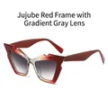 Occhiali da sole cat-eye Y2K con montura sfumata bordeaux e tè e lenti grigie - Montatura Sfumata Tè Rosso Giuggiola Lenti Grigio Sfumato