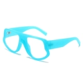Überdimensionale blaue Sonnenbrille mit unregelmäßigem breitem Rahmen in Glanzoptik - Blauer Rahmen Weiße Gläser