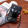 Bolso bandolera negro para móvil con diseño de gato azul y pompón decorativo - Negro