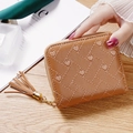 Minicartera de cuero PU marrón con bordado de corazón y detalle de borla larga elegante - Marrón