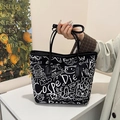 Graffiti-Canvas-Shopper mit schwarzen Griffen und Katzen-Text-Print für Damen - Schwarz