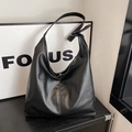 Bolso tote minimalista de cuero PU negro con costuras verticales y correa ancha - Negro