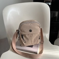Bolso bandolera versátil de nailon caqui con múltiples bolsillos con cremallera y diseño - Caqui