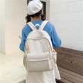 Cremeweißer Cord-Rucksack für Damen mit weicher Textur und gewebten Reißverschlusslaschen - Gebrochenes Weiß