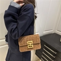 Klassieke crossbodytas met luipaardprint, gouden ketting en stijlvolle metalen sluiting - Bruin