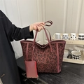 Grote tote tas met bordeauxrode luipaardprint en bijpassend klein ritszakje - Rood