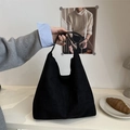 Bolso tote minimalista de pana negra para mujer con un diseño estilo hobo espacioso - Negro