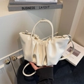 Elegante borsa a nuvola plissettata bianco crema in pelle PU lucida con manico e tracolla - Bianco Sporco