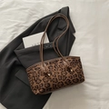 Vintage leopard print tote bag with brown leather straps and gold metal hardware - No Pendant / Leopard Print