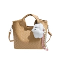 Bolso cubo minimalista en color caqui claro con lindo colgante de perrito de peluche - Caqui Con Colgante