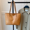 Bruine shopper van gekreukt leer met dubbele schouderbanden voor dagelijks woon-werkverkeer - Bruin Zonder Hanger