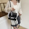 Piccola borsa quadrata nera in pelle PU con bordo in pizzo bianco e fiocco rosa chic - Nero (Con Sciarpa)