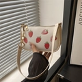 Sac baguette chic en PU blanc avec imprimé fraises et chaîne en métal doré - Kaki