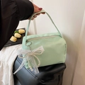 Piccola borsa a mano quadrata verde menta con elegante ciondolo in pizzo e perle - Verde Con Ciondolo Perla in Pizzo