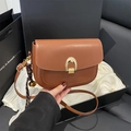 Borsa a sella color caramello con fibbia a U dorata in confezione regalo - Con Ciondolo / Marrone