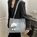 Sac cabas en sergé bleu clair avec pendentif nuage et chaîne argentée pour femme - Bleu Avec Pendentif Nuage
