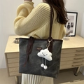 Grande borsa tote in tela grigio scuro con manici in pelle marrone e charm a nuvola - Con Ciondolo a Nuvola / Nero