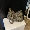 Grand sac cabas en toile à imprimé léopard avec bandoulière et fermeture éclair - Kaki
