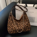 Vintage hobo-tas met luipaardprint, donkerbruine lederen riem en gouden metalen ketting - Groot / Bruin