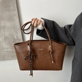 Vintage brown large tote bag in textured faux leather with double handles and a charm - With Rope Pendant / Brown