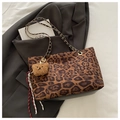 Grande borsa tote leopardata in velluto marrone con elegante tracolla a catena d'oro - Marrone (Con Ciondolo Orsetto)