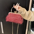 Elegante rote Glitzer-Abendtasche mit Goldkette und Vintage-Metallgriff für Damen - Rot