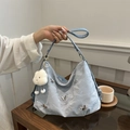 Light blue pleated tote bag with metal butterfly and white cloud plush charm - With Cloud Charm / Blue