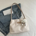 Beige wafeltextuur draagtas met bruine riemen en schattige wolken knuffelhanger - Met Hanger / Khaki