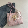 Borsa tote in tela trapuntata rosa con manici intrecciati e dettaglio foulard di seta - Rosa