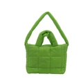 Bolso tote acolchado en verde vibrante con asas y correa para el hombro - Verde