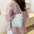 Sac seau élégant en brocart bleu de style chinois avec motifs de paysages en soie - Bleu