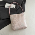 Sac seau en soie rose avec imprimé de jardin chinois et fine bandoulière rose - Rose