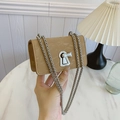Bolso bandolera caqui con cadena plateada y elegante textura de efecto mármol - Pequeño / Caqui
