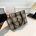 Borsa tote retrò in lana a quadri con ciondolo cervo dorato e tracolla a catena marrone - Grigio