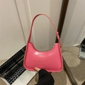Borsa baguette rosa con trama a coccodrillo e pratica chiusura a zip - rosa acceso