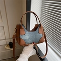Borsa a tracolla patchwork marrone e blu denim con tracolla rimovibile da donna - Marrone