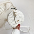 Petit sac rond blanc avec motif crocodile et détails de boucle en métal doré - Blanc