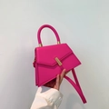 Minimalist fuchsia trapezoid handbag with gold metal clasp and detachable shoulder strap - Rose Red