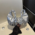 Borsa hobo argento metallizzato con manico intrecciato e design a pieghe da donna - Argento