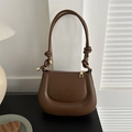 Sac hobo minimaliste en cuir marron foncé avec détail de bandoulière nouée distinctive - Marron