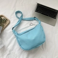 Sac bandoulière en velours côtelé bleu clair avec sangle et pendentif mouton - Style Velours Côtelé/Toile (Avec Pendentif) / Bleu