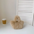 Secchiello in peluche marrone chiaro con texture in finta pelliccia e manico - Cachi